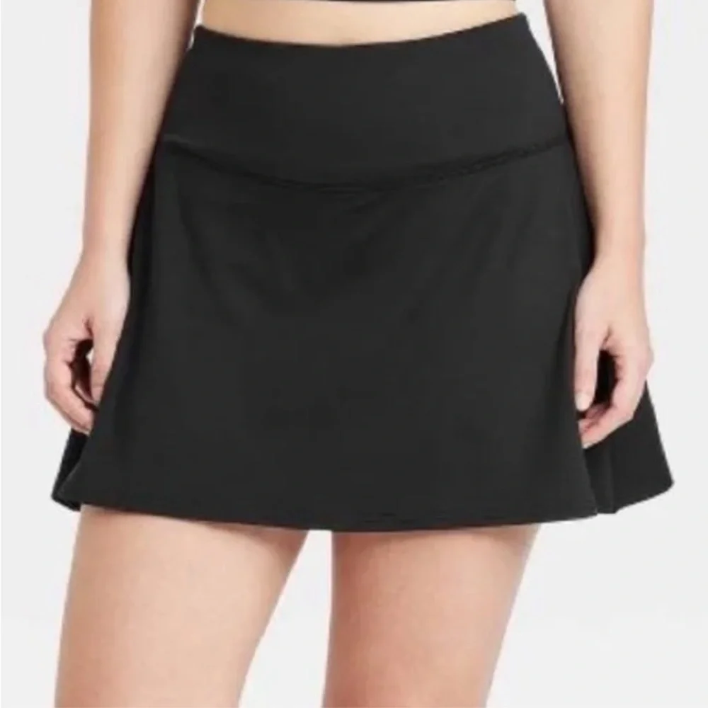 Black Athletic Skort - Picture 2 of 5